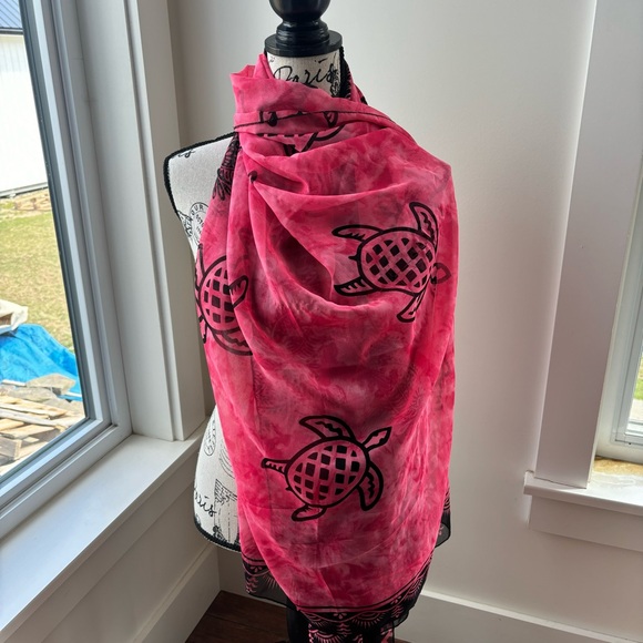 Beach Sarong Coverup Shawl Scarf with Coconut Shell Sarong Clip - Picture 5 of 16